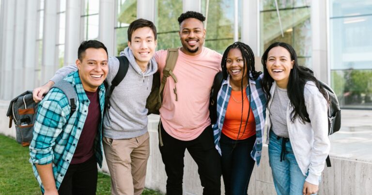 Top 10 Scholarships You Can Apply for This Year