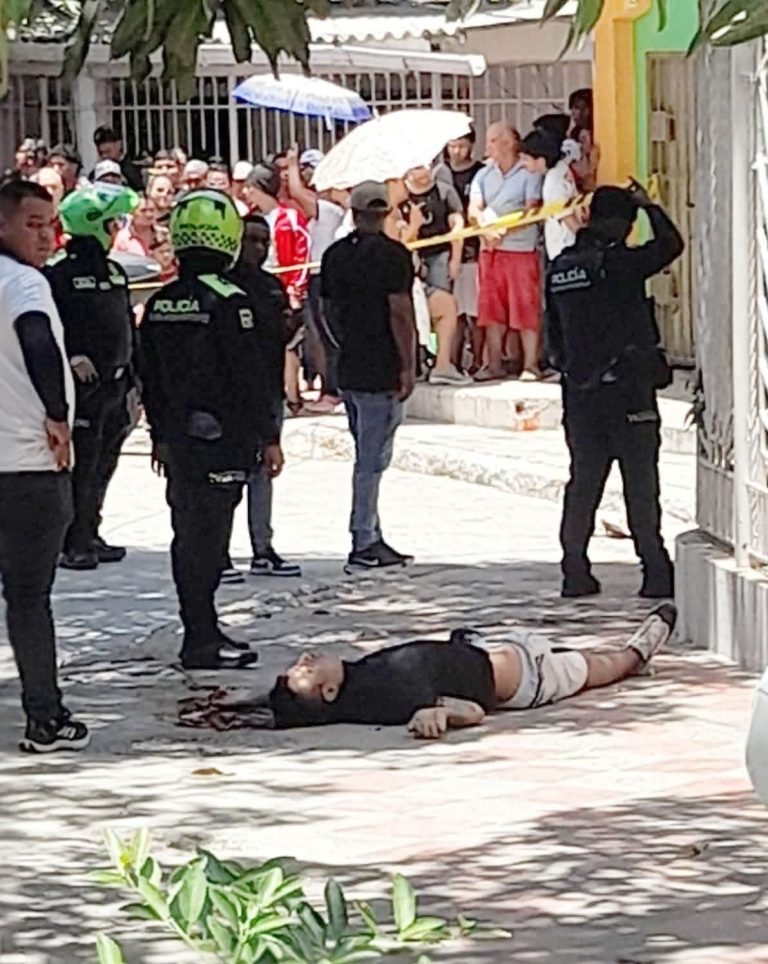 🚨 Doble homicidio en Soledad: pareja fue atacada a tiros en plena vía pública